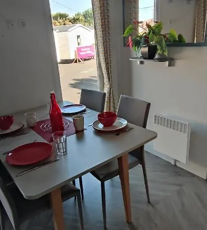 Mobil Palmiers 1 Campsite Valras-Plage